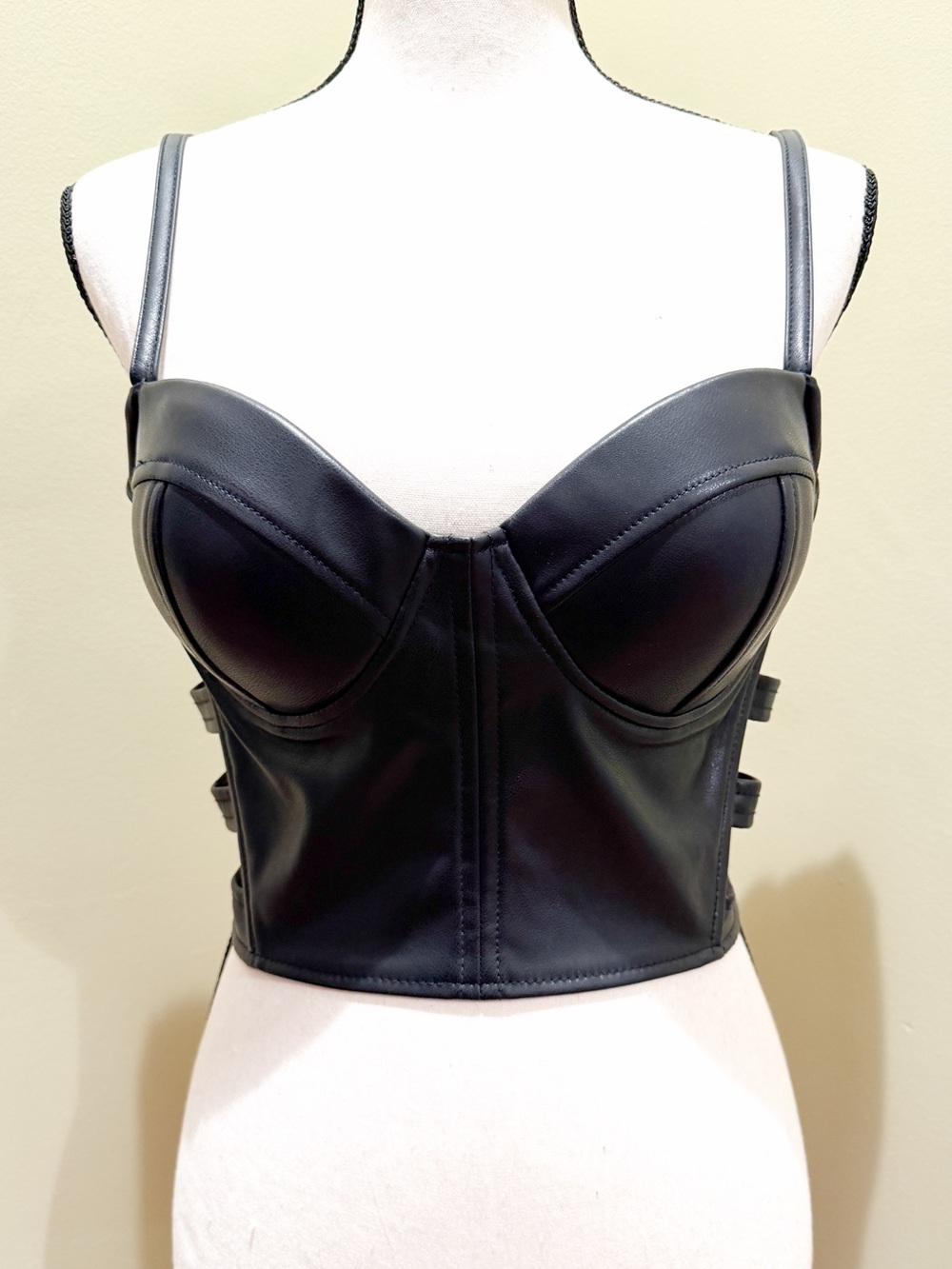 Haute Monde Black Faux Leather Bustier Crop Medium